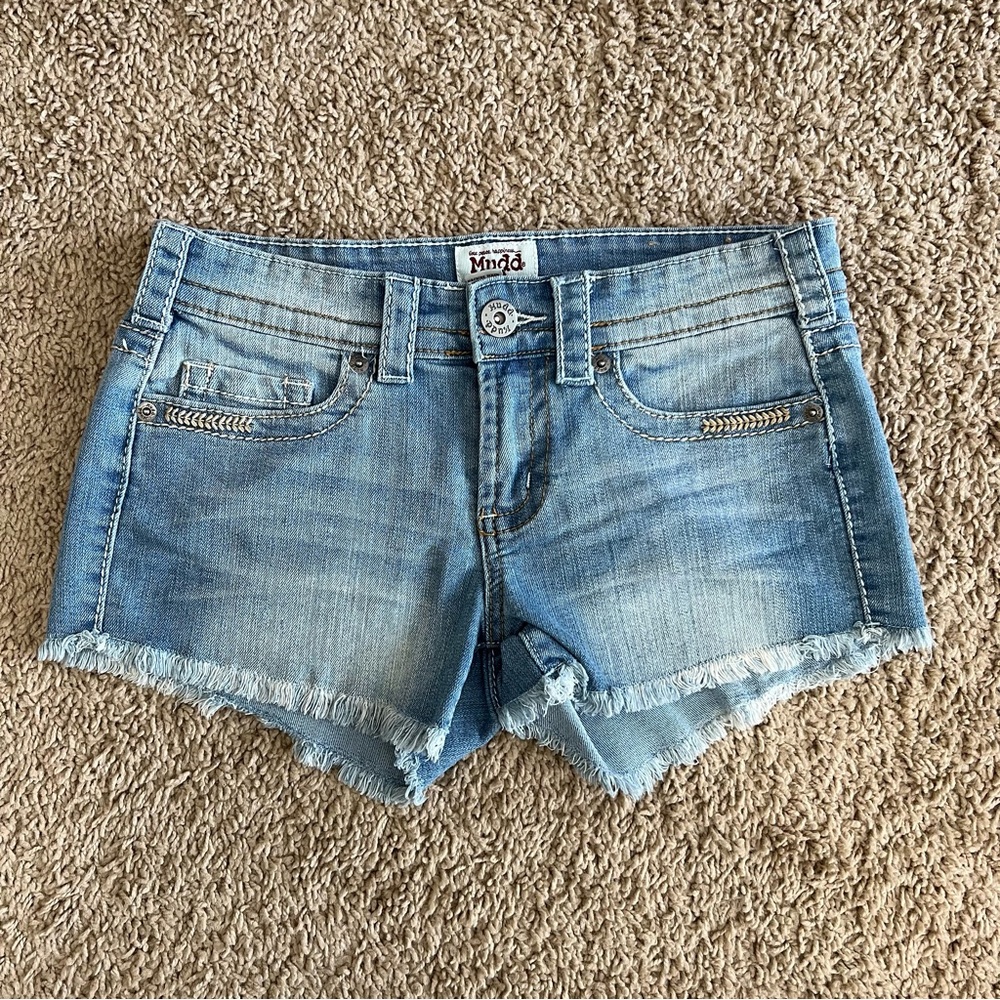 EUC Mudd Light Wash Jean Shorts Size 5